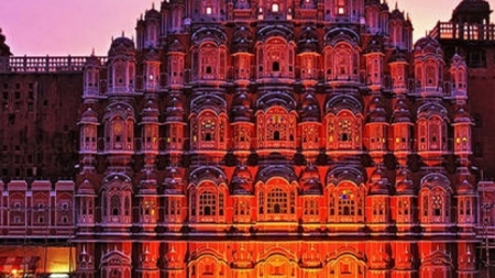 Interesting Facts About Hawa Mahal Jaipur Rajasthan.