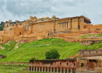 Plan Your Trip to Jaigarh Fort – Jaipur’s Most Powerful Fort!